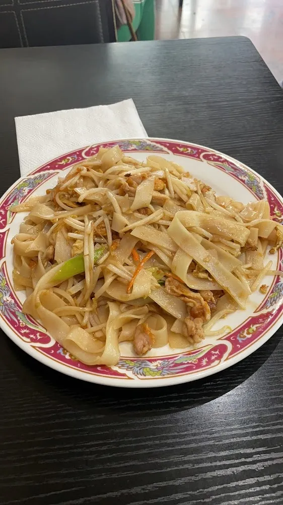 Nouilles Sautées Au Poulet